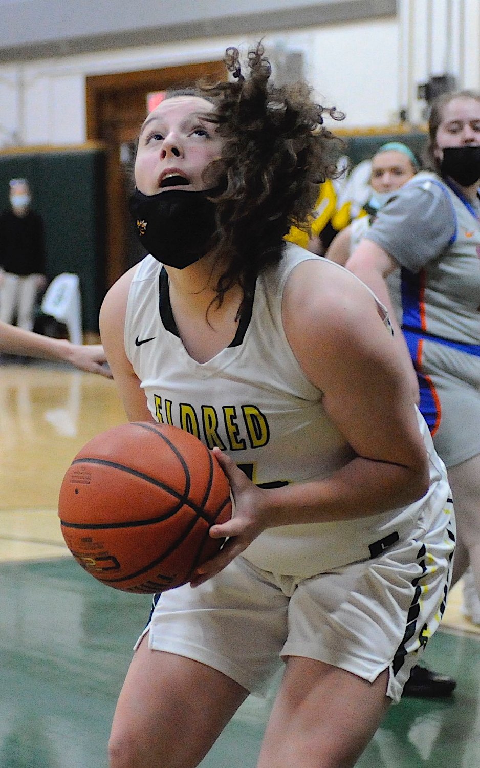 Under the bucket. Eldred’s Lily Gonzalez led both squads in the scoring department with 16 points.